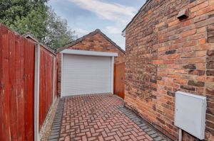 Garage- click for photo gallery